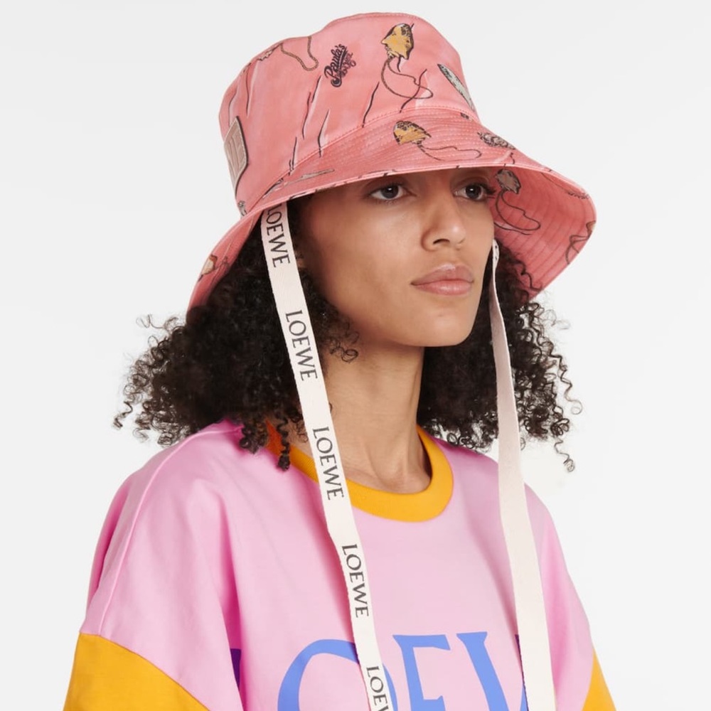 LOEWE
Paula's Ibiza printed canvas bucket hat